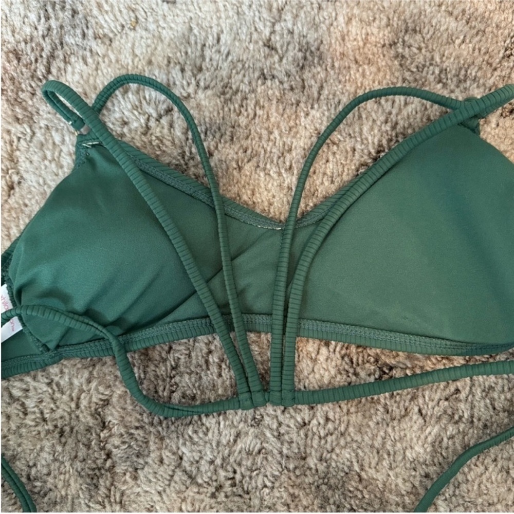 bikini set - Picture 3 of 3